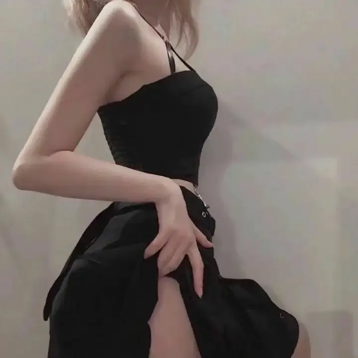 【日系青春物语】《花与爱丽丝》高清在线：两个女孩与一个男孩的谎言三角恋，青涩动人